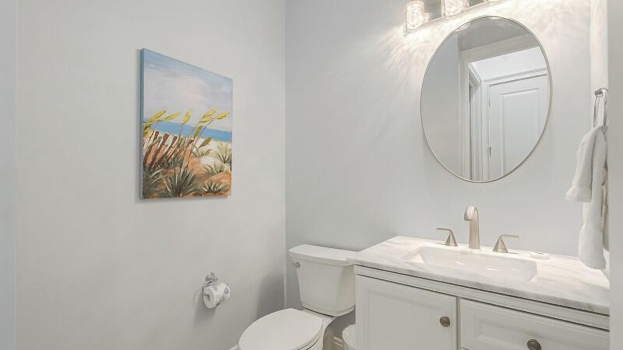 Photo of Bathroom in Navarre Beach