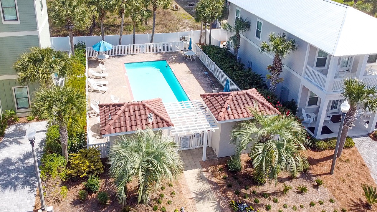 Photo of Outdoor in Emerald Waters Village