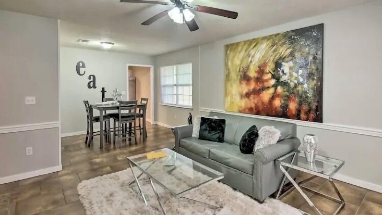 Photo of Livingroom in Jackson
