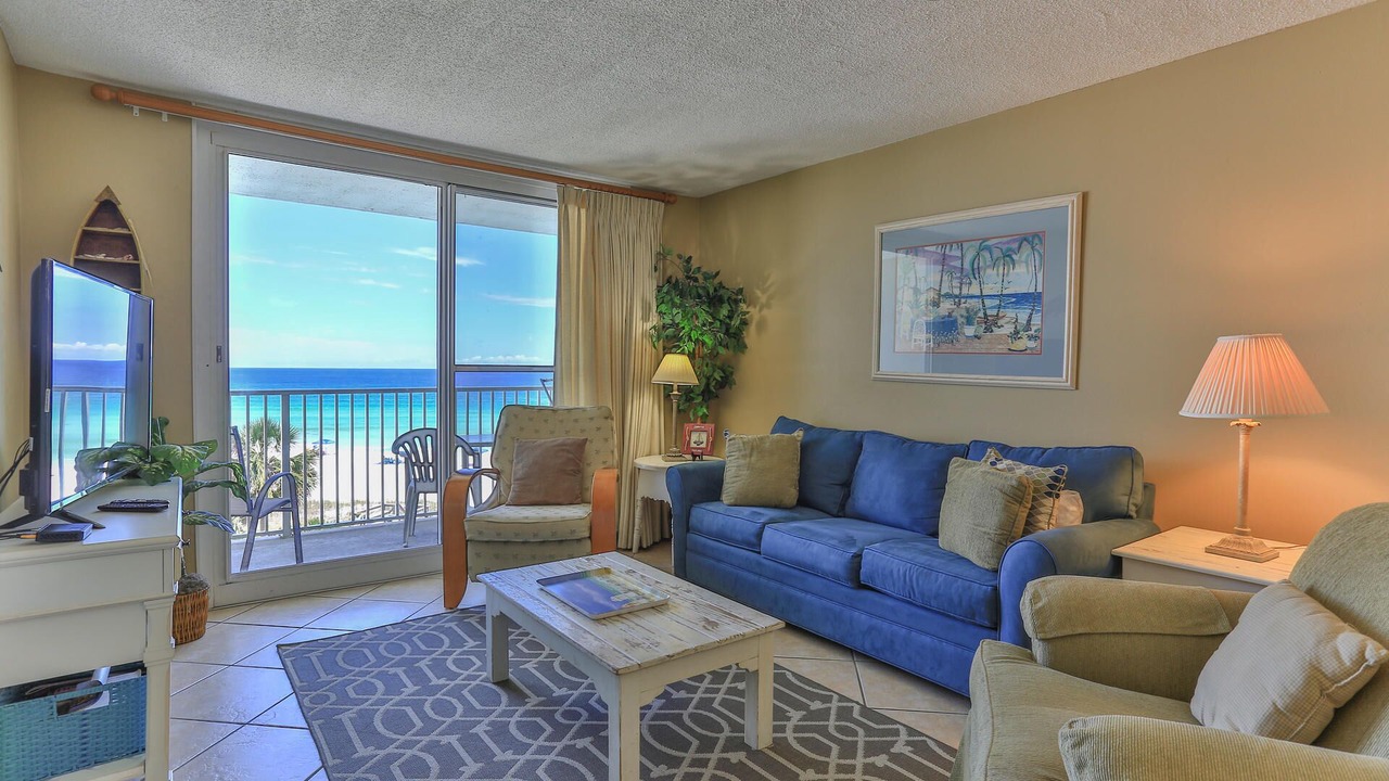 Photo of Livingroom in North West Florida