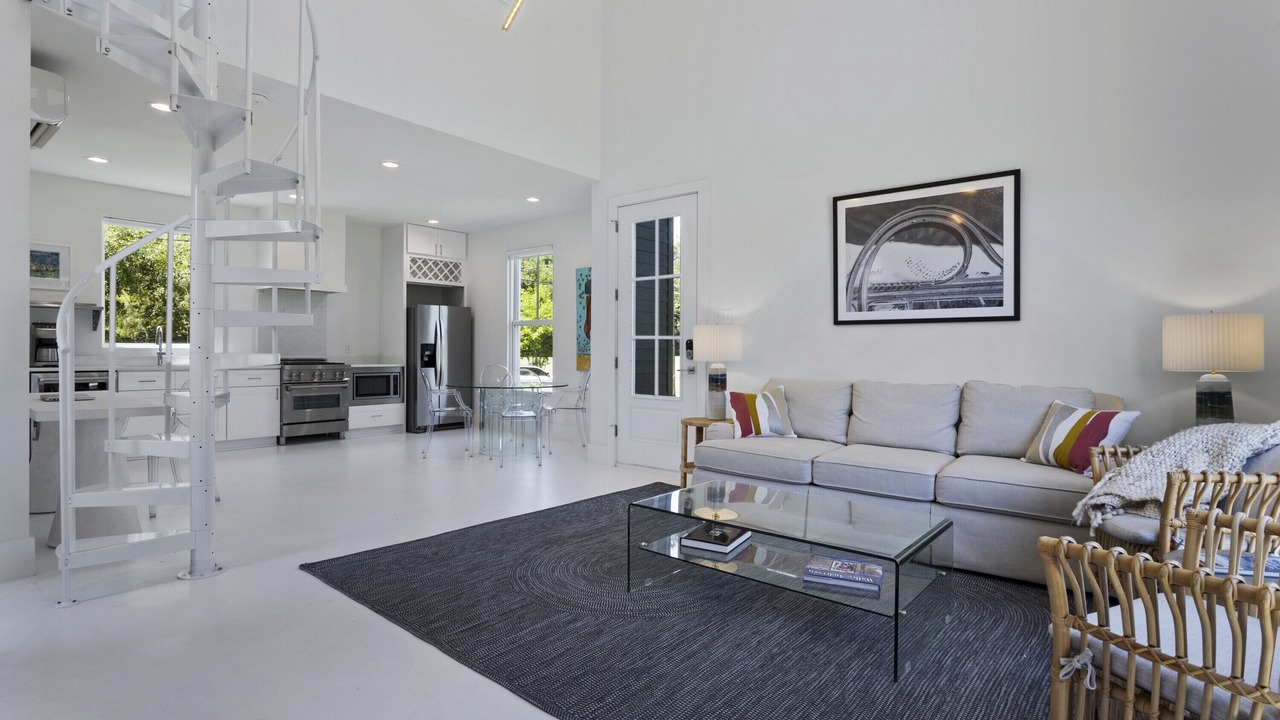 Photo of Livingroom in Gulf Hills