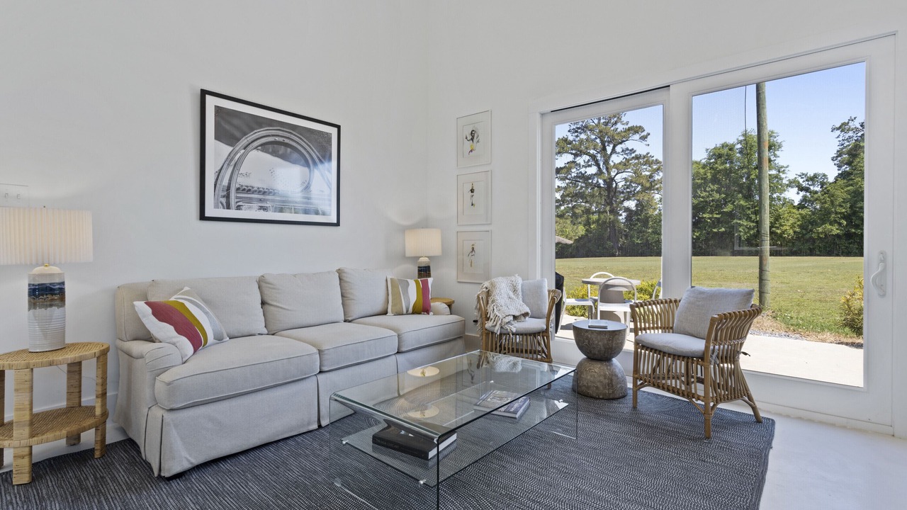 Photo of Livingroom in Gulf Hills