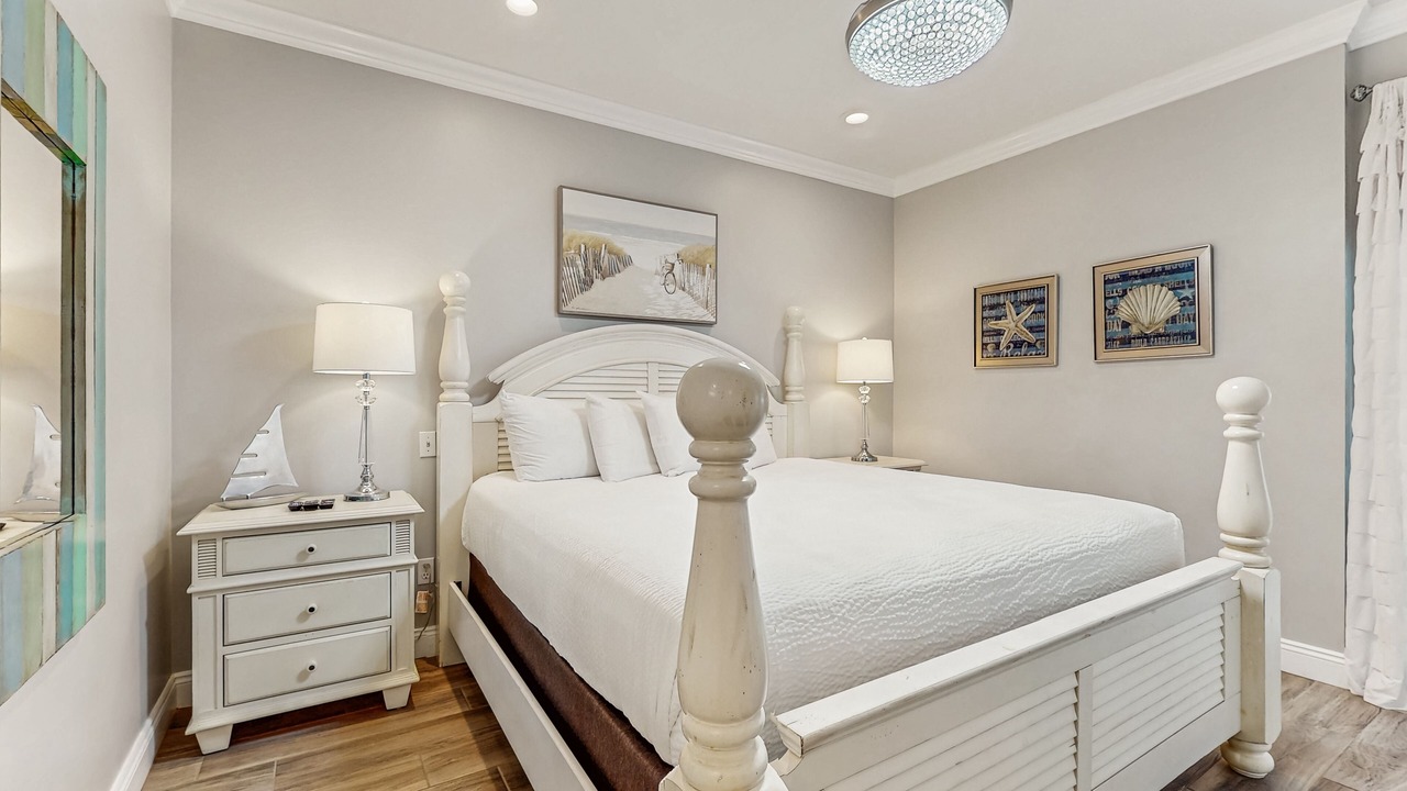 Photo of Bedroom in Rosemary Beach