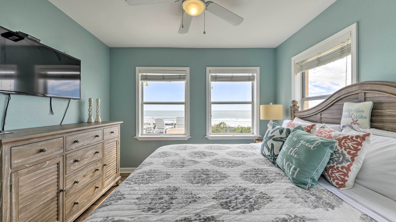 Photo of Bedroom in Hollywood Beach