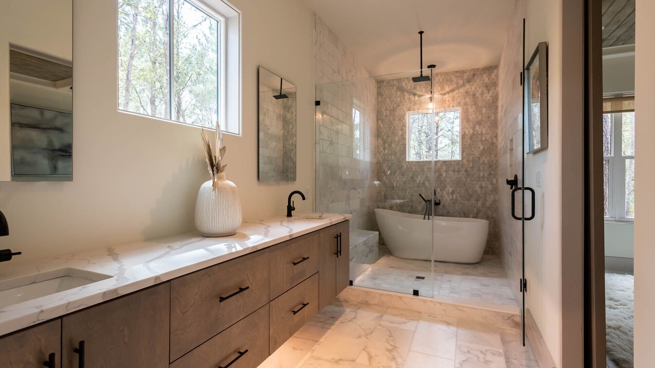 Photo of Bathroom in Inlet Beach