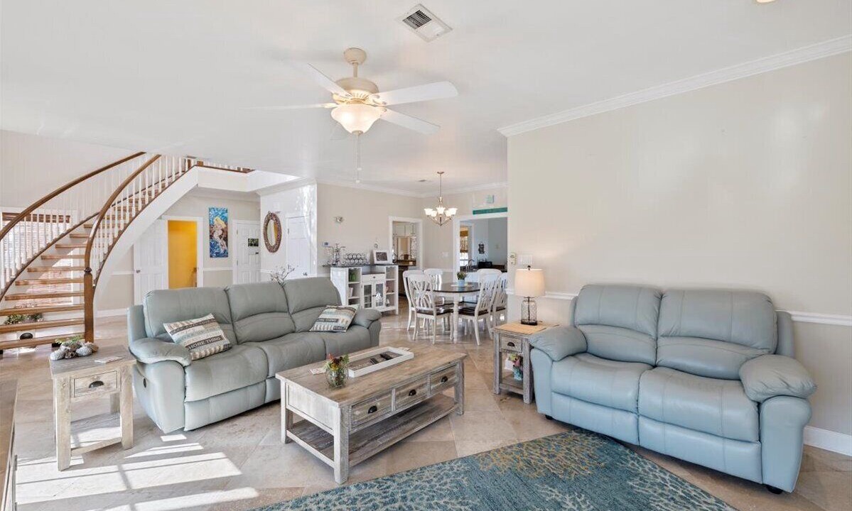 Photo of Livingroom in Mary Esther