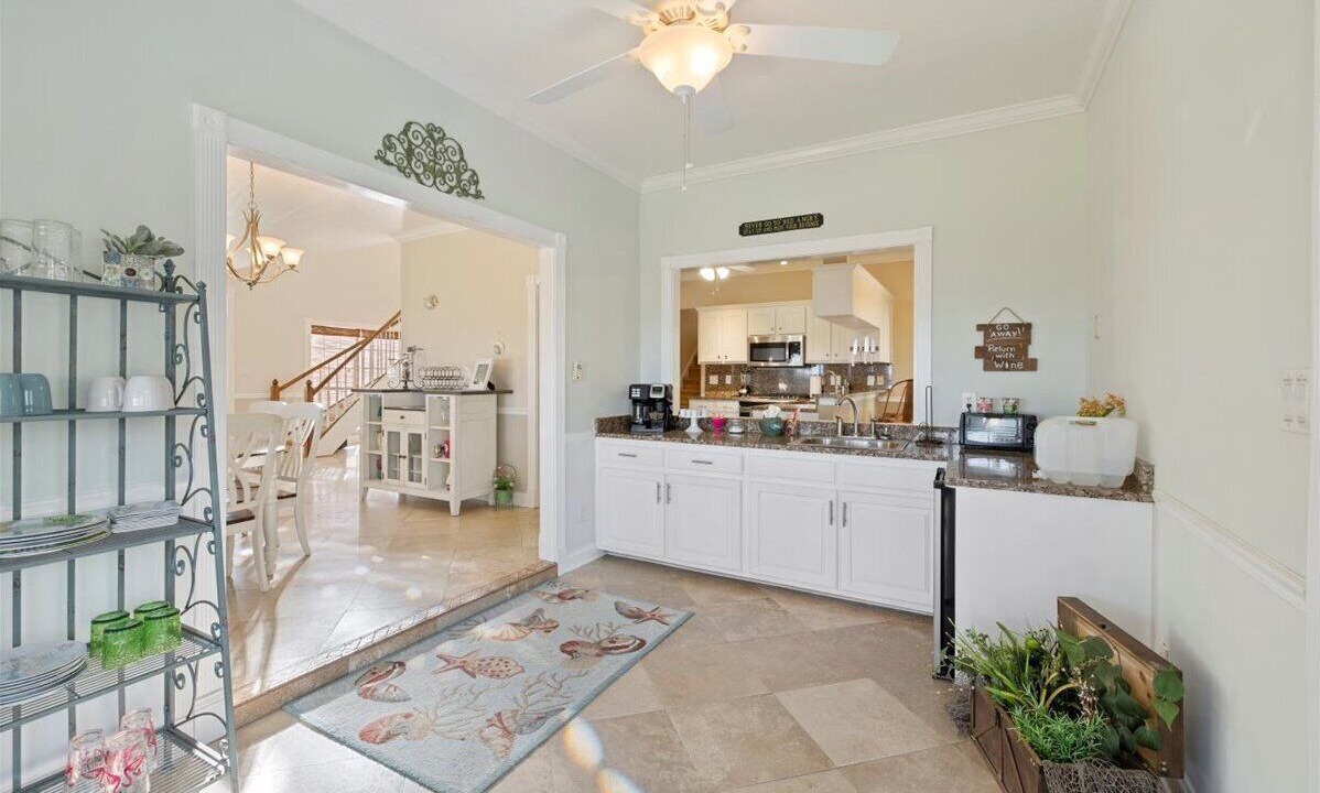 Photo of Kitchen in Mary Esther