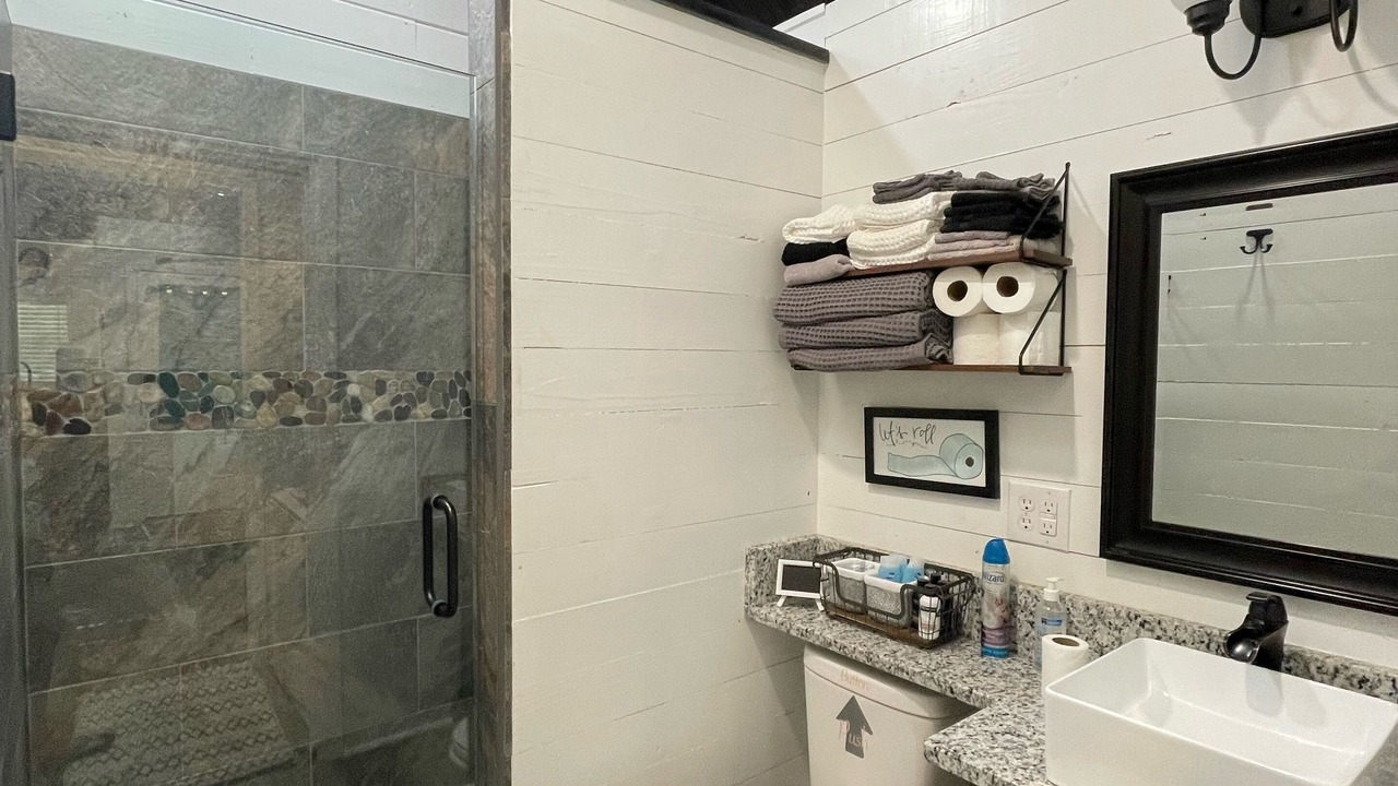 Photo of Bathroom in Avinger
