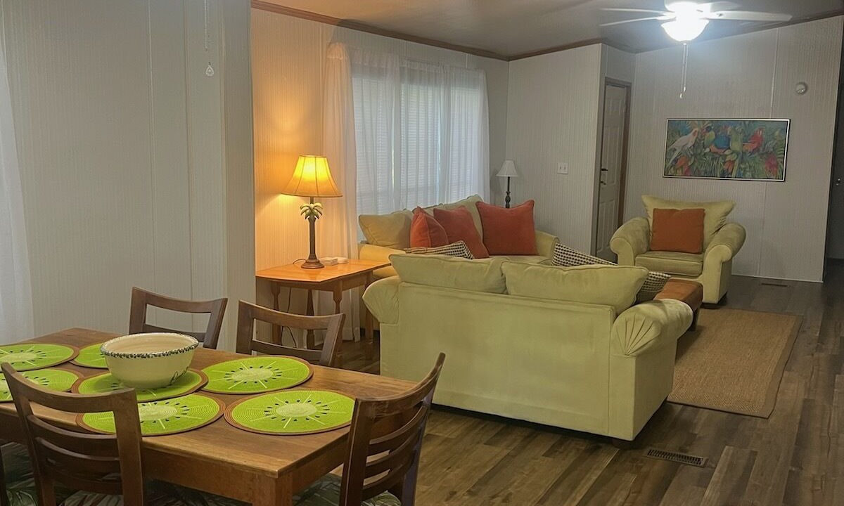 Photo of Livingroom in Downtown