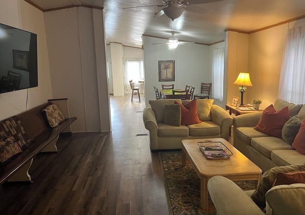 Photo of Livingroom in Downtown