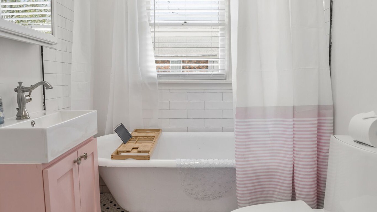Photo of Bathroom in Greater Heights