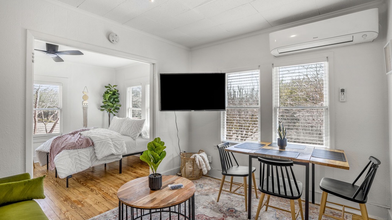Photo of Bedroom in Greater Heights