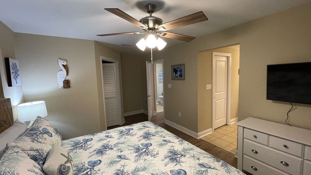 Photo of Bedroom in Mexico Beach
