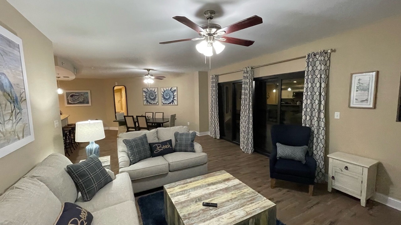 Photo of Livingroom in Mexico Beach