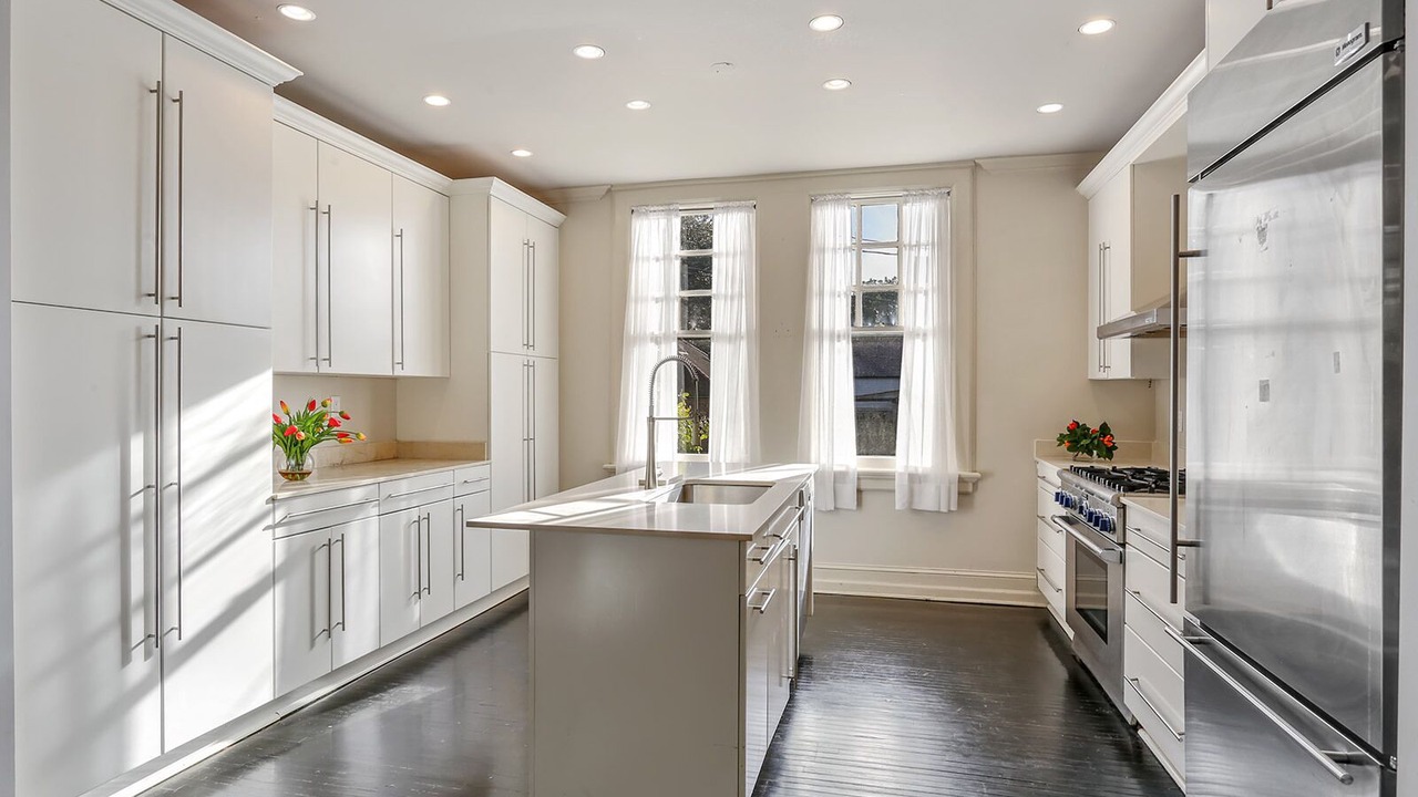 Photo of Kitchen in Uptown Historic District