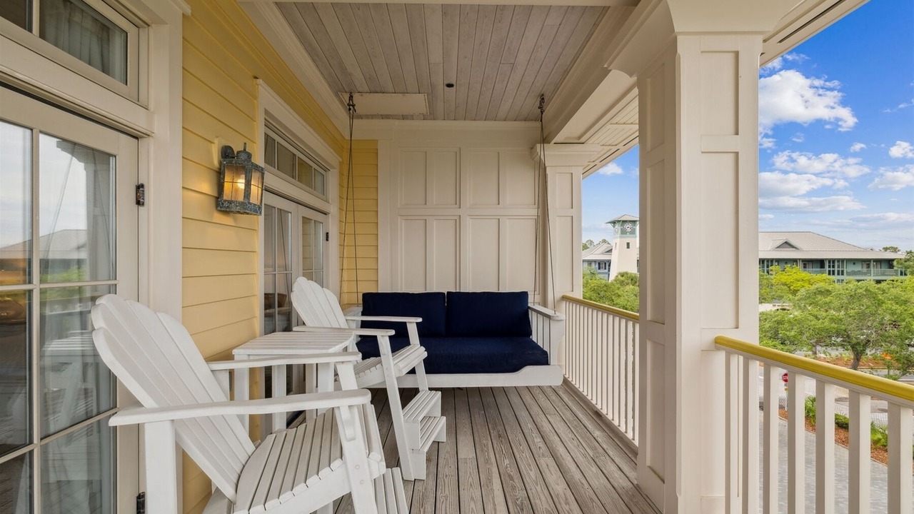 Photo of Patio Balcony in Beach District