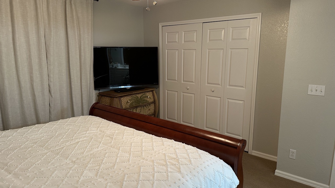 Photo of Bedroom in Goodland