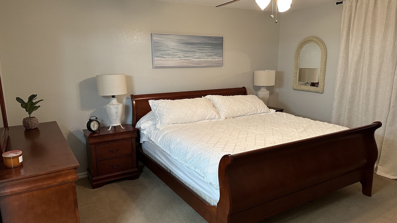 Photo of Bedroom in Goodland