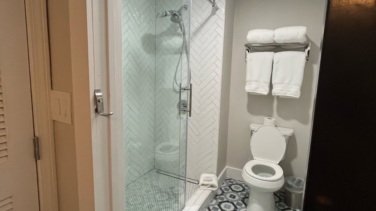Photo of Bathroom in Sunnyside