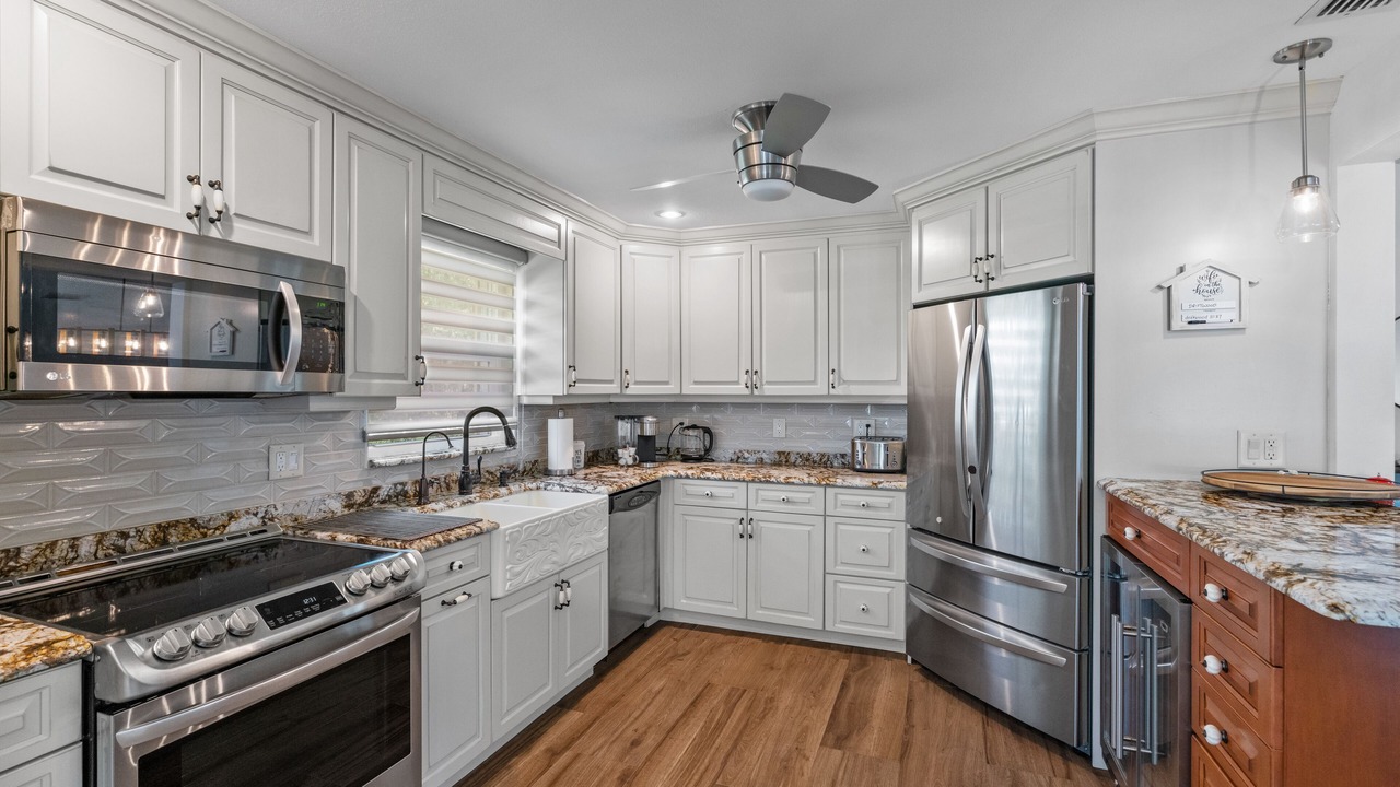 Photo of Kitchen in Baywood Village