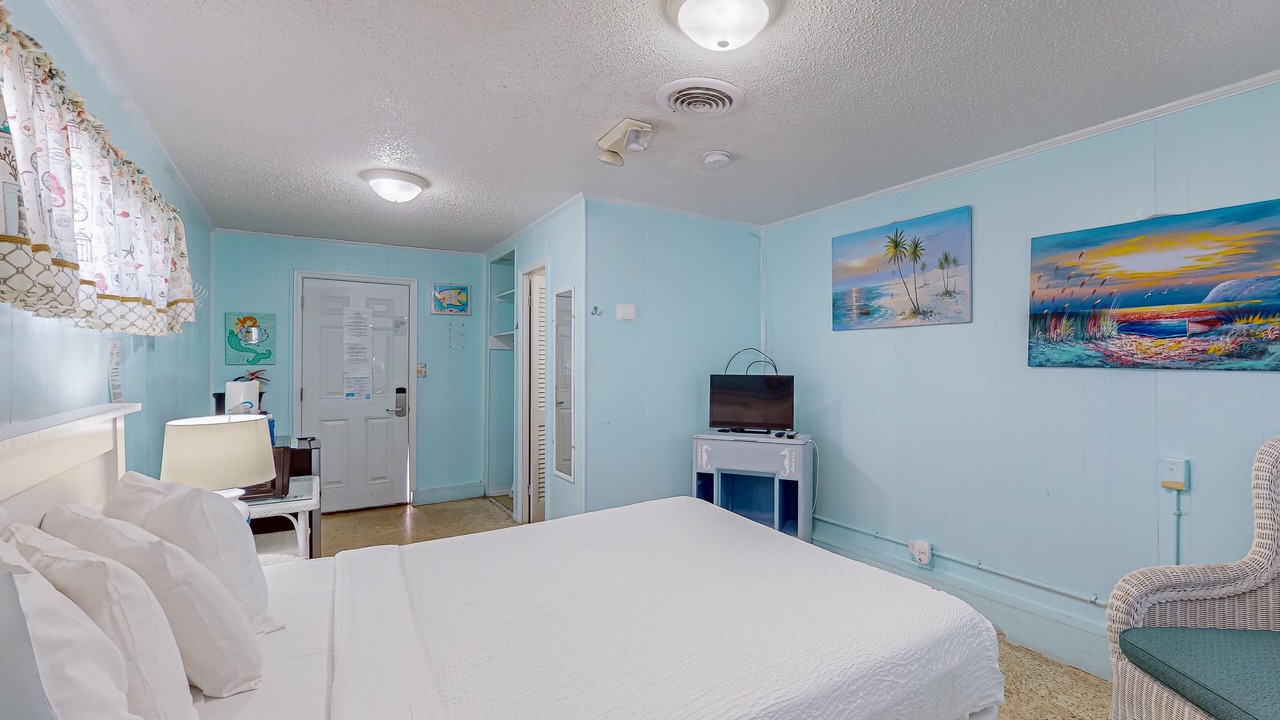 Photo of Bedroom in Bahama Beach