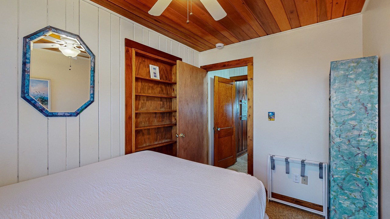 Photo of Bedroom in Bahama Beach