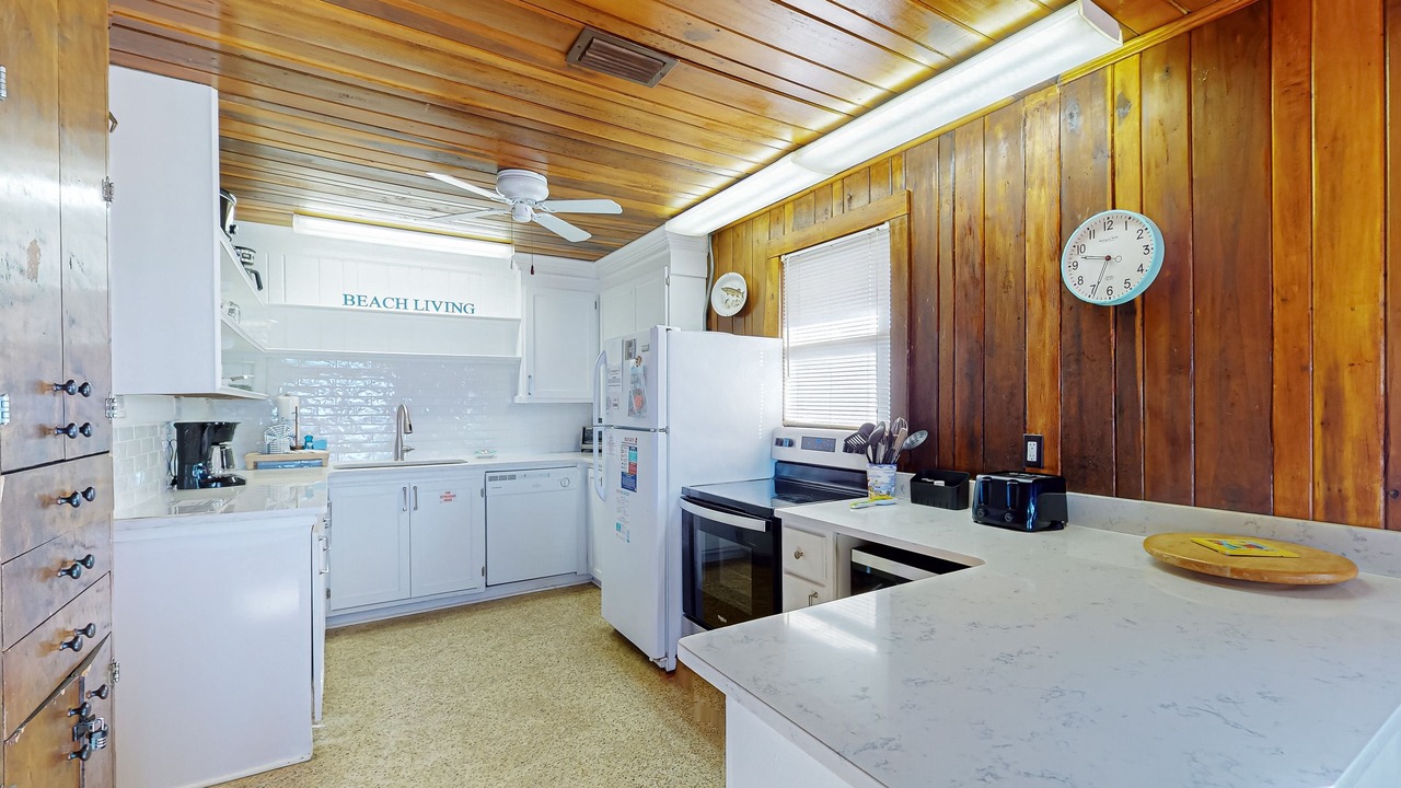 Photo of Kitchen in Bahama Beach