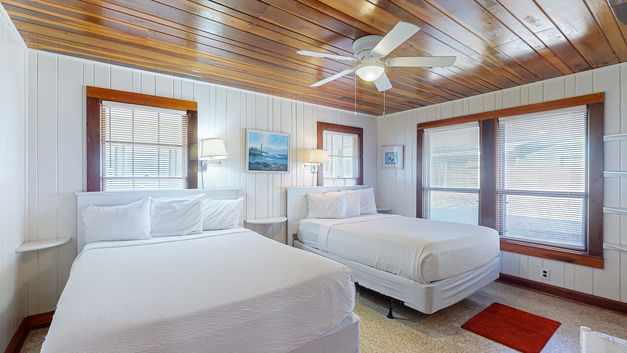 Photo of Bedroom in Bahama Beach