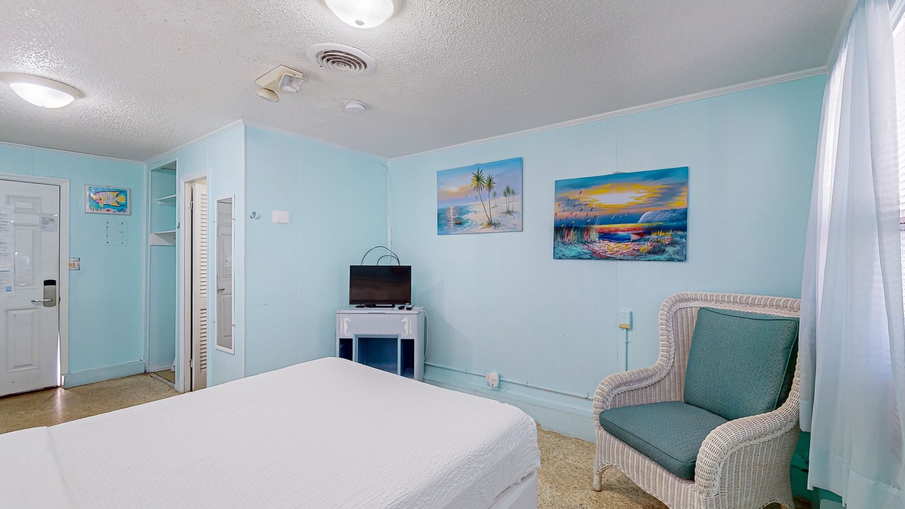 Photo of Bedroom in Bahama Beach