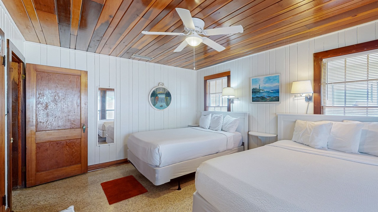 Photo of Bedroom in Bahama Beach