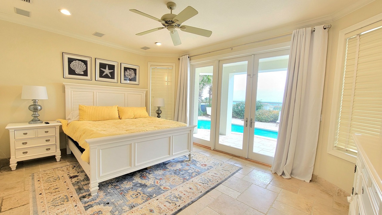 Photo of Bedroom in Avalon Beach Estates