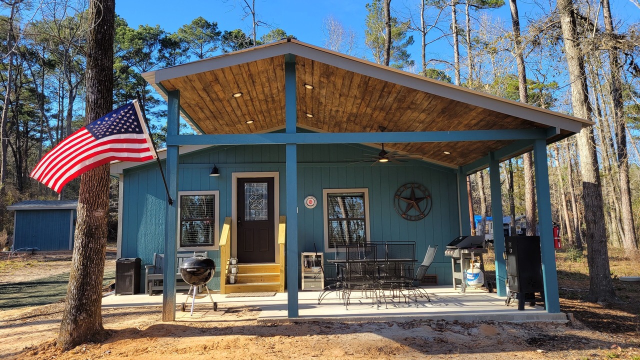 Photo of Outdoor in Broaddus