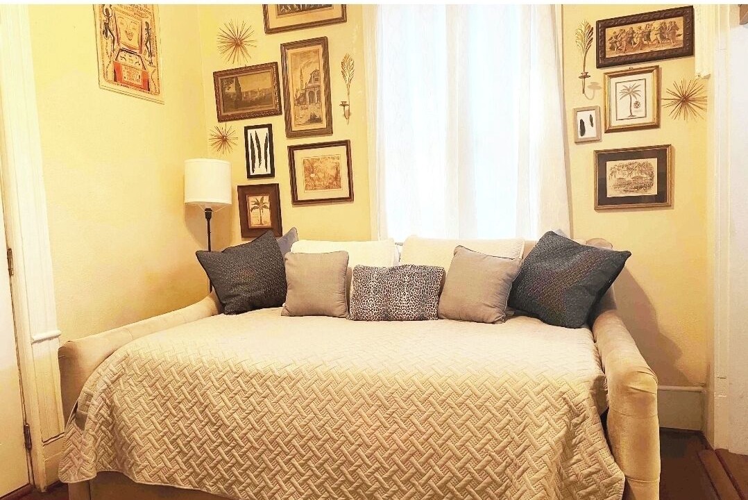 Photo of Bedroom in Downtown