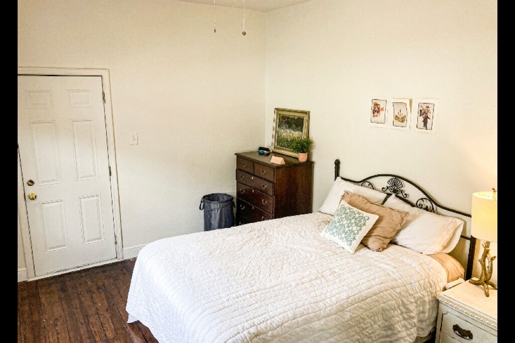 Photo of Bedroom in Broadmoor