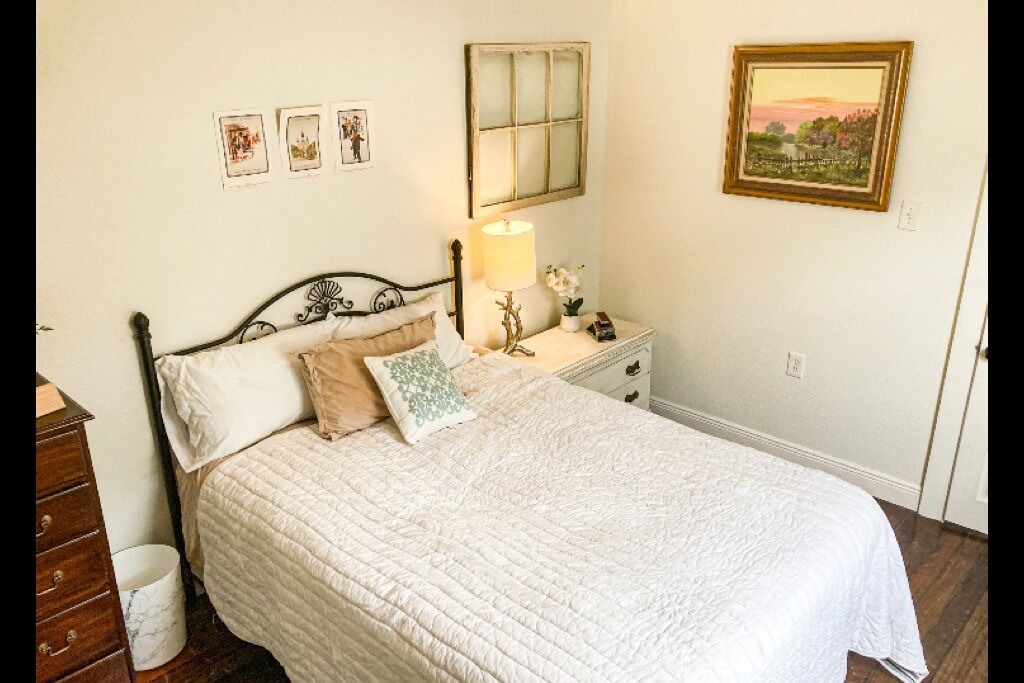 Photo of Bedroom in Broadmoor