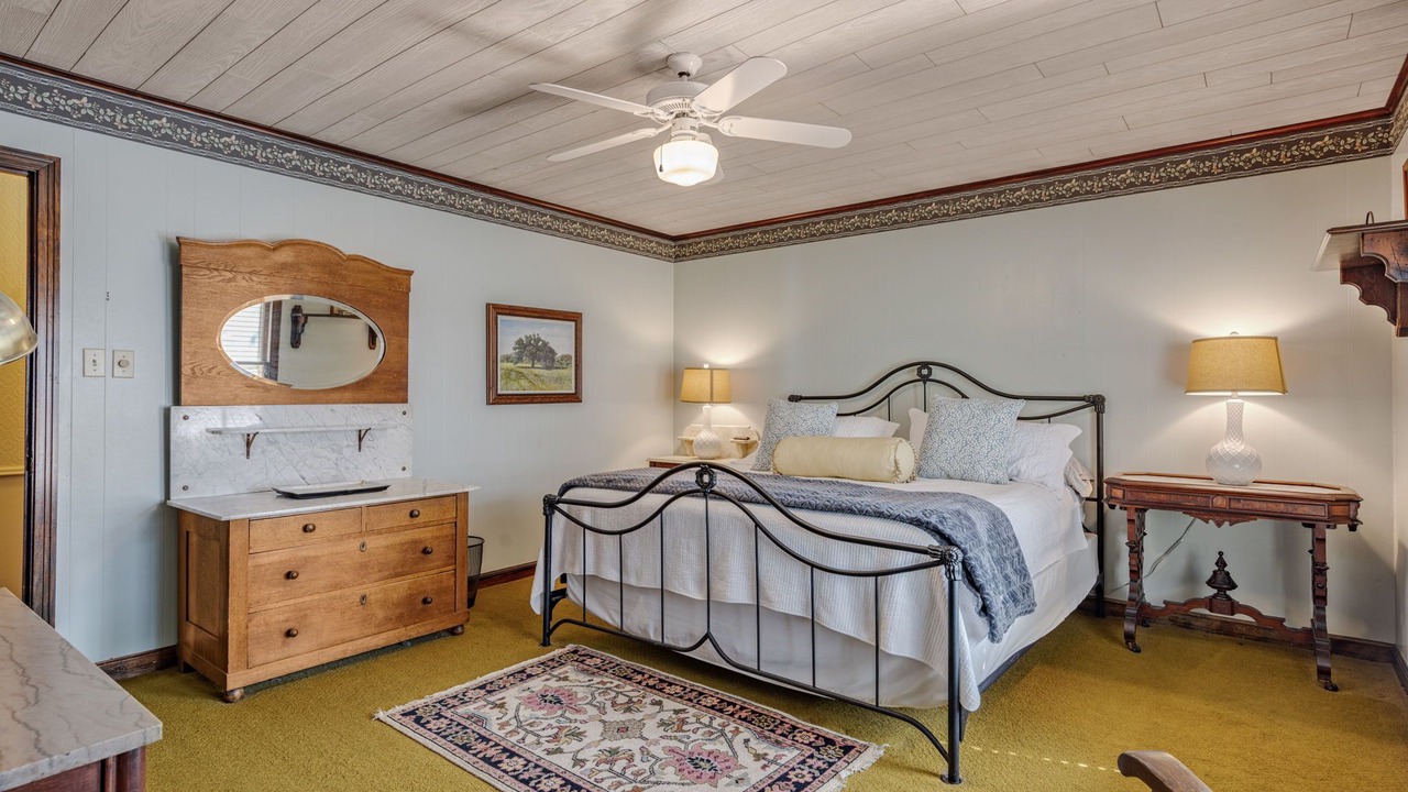 Photo of Bedroom in Milton