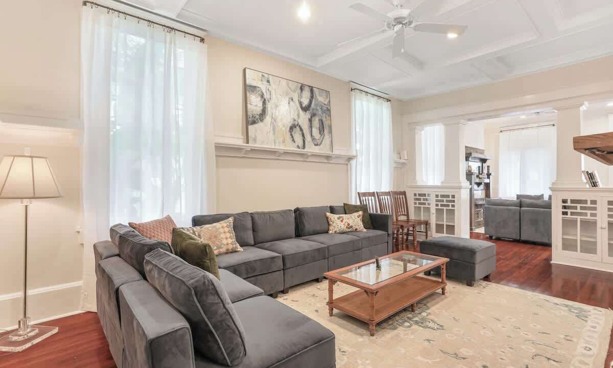 Photo of Livingroom in Touro