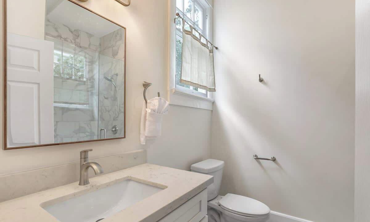 Photo of Bathroom in Touro
