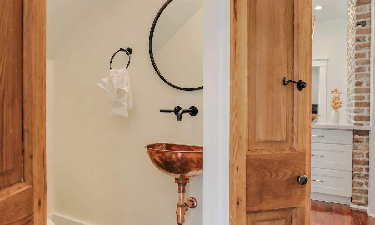 Photo of Bathroom in Touro