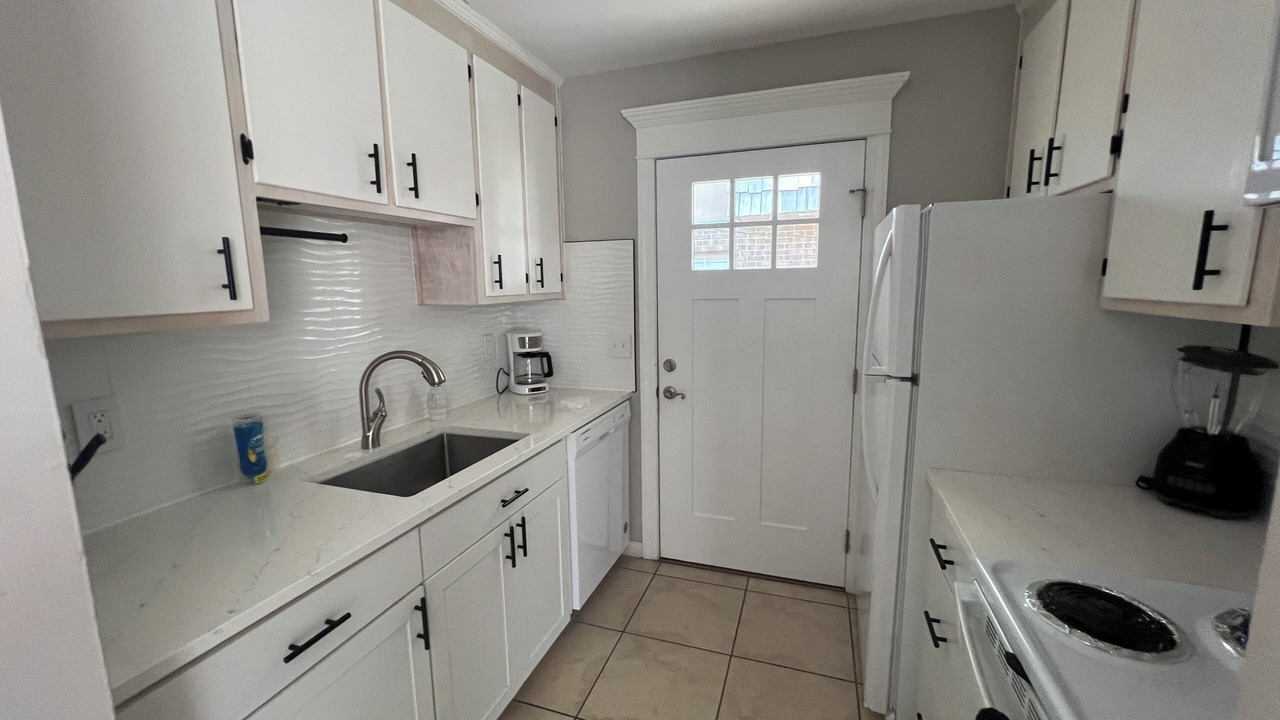 Photo of Kitchen in El Centro Beach
