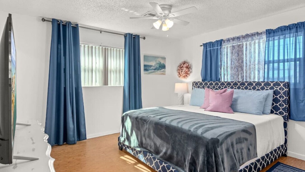 Photo of Bedroom in Upper Grand Lagoon
