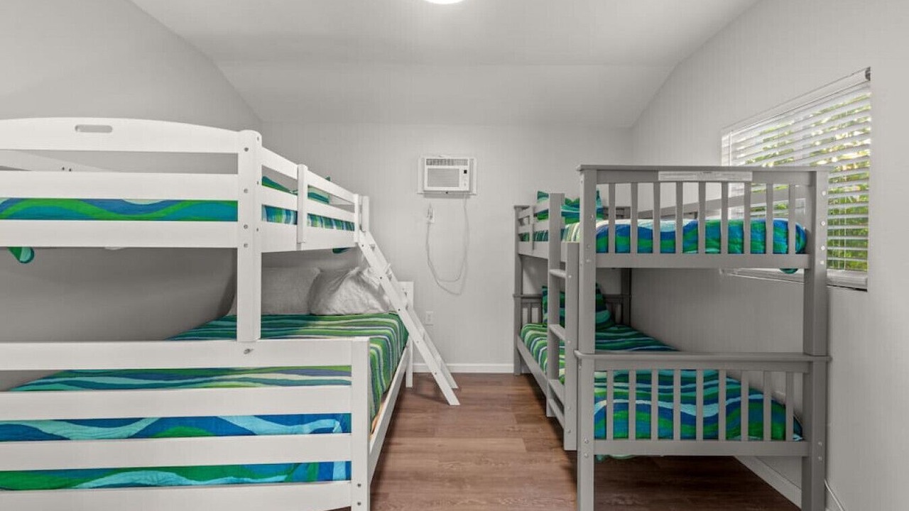 Photo of Bedroom in Upper Grand Lagoon
