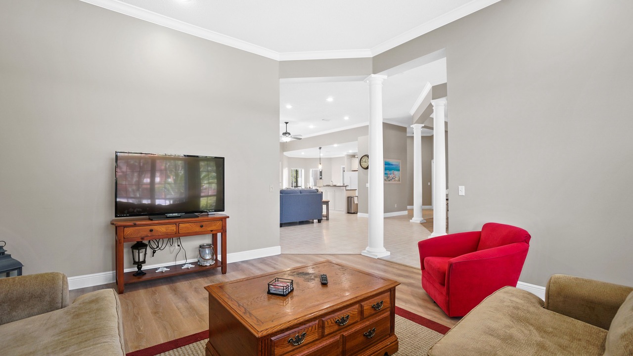 Photo of Bedroom in Upper Grand Lagoon