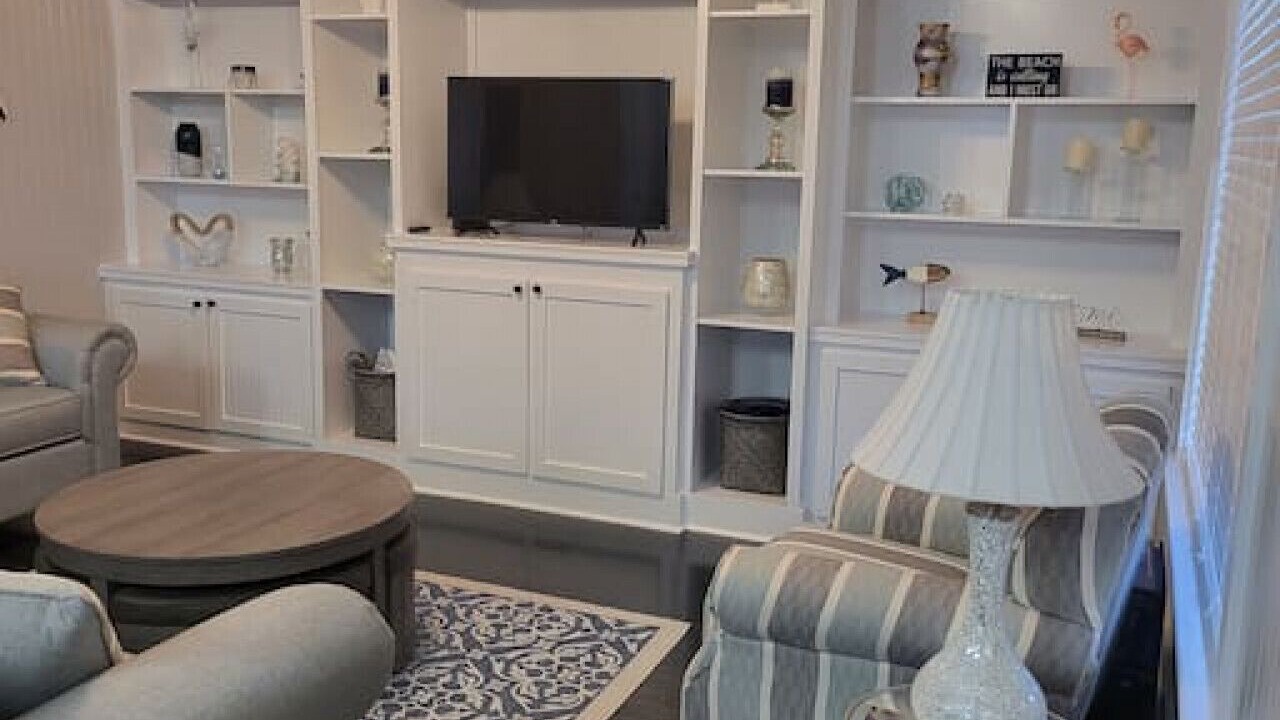Photo of Livingroom in Shoreline Park