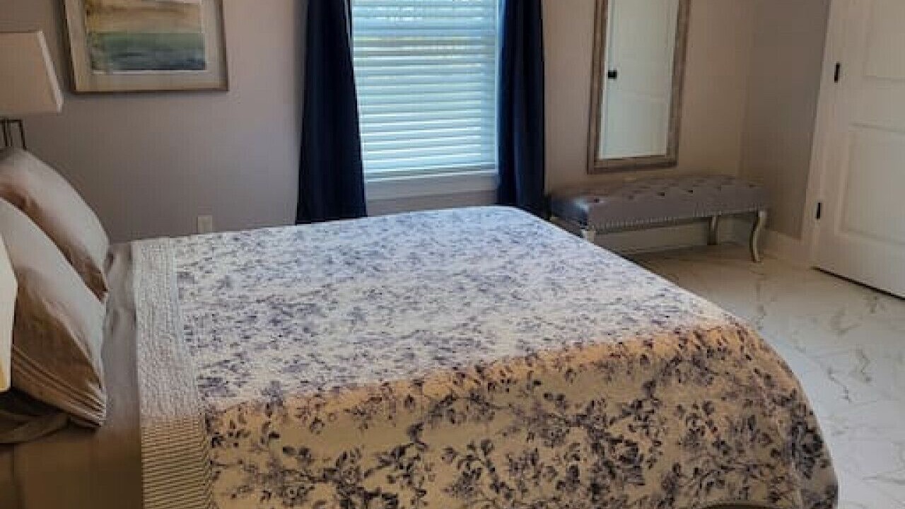 Photo of Bedroom in Shoreline Park