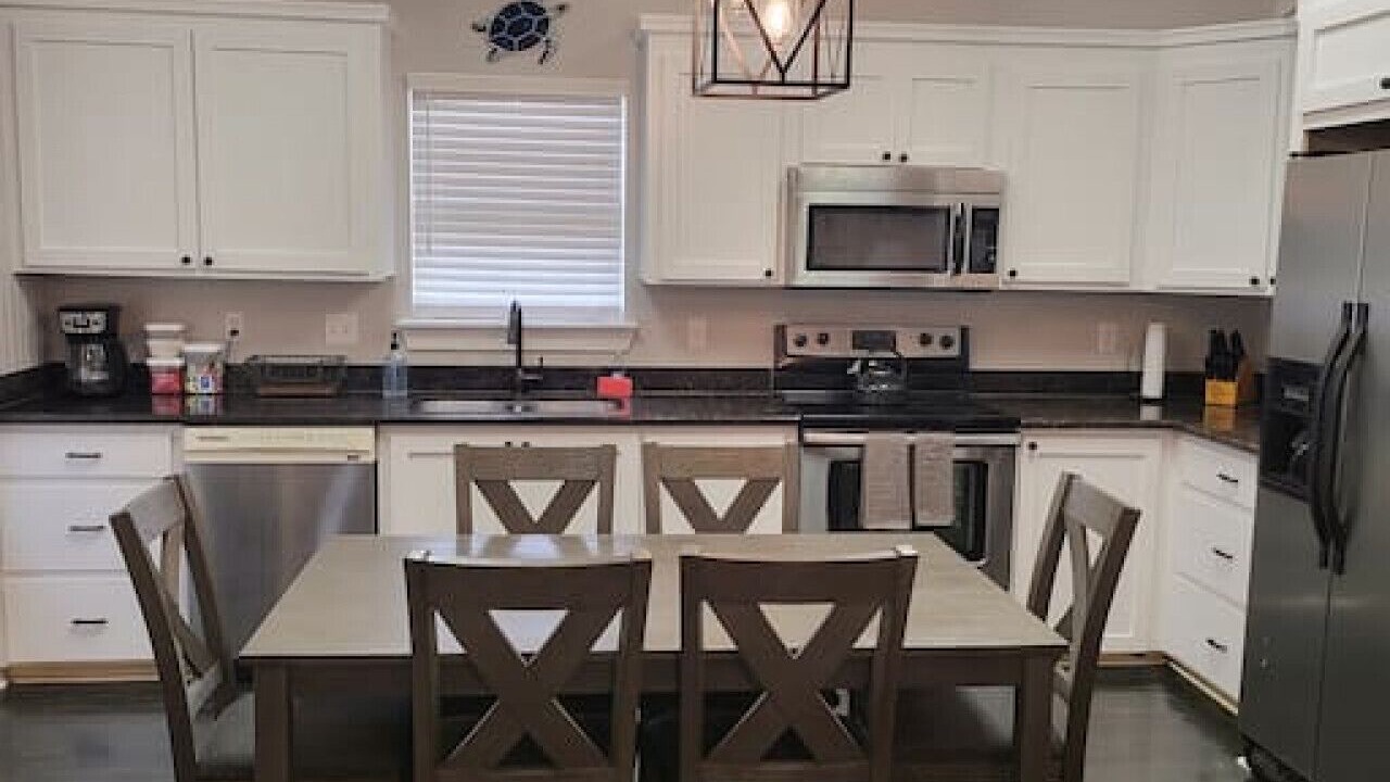 Photo of Kitchen in Shoreline Park