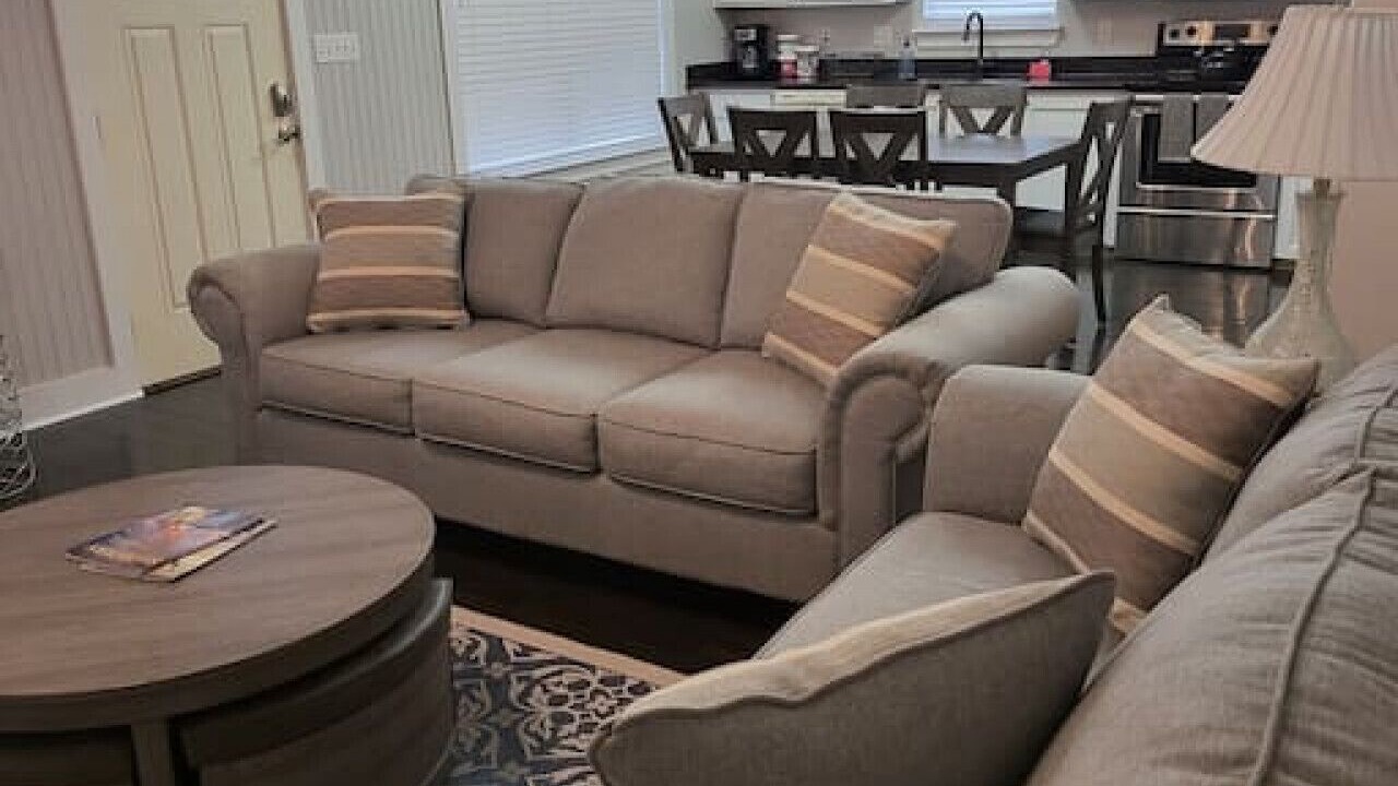 Photo of Livingroom in Shoreline Park