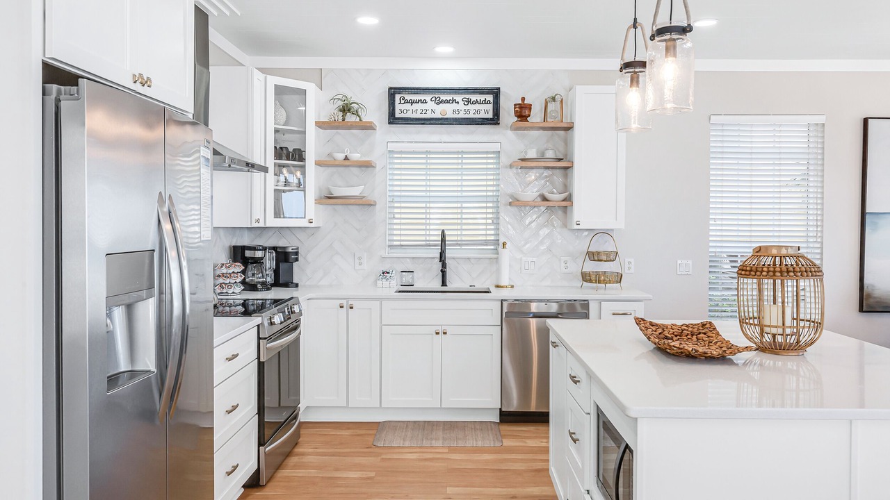 Photo of Kitchen in Laguna Beach Estates