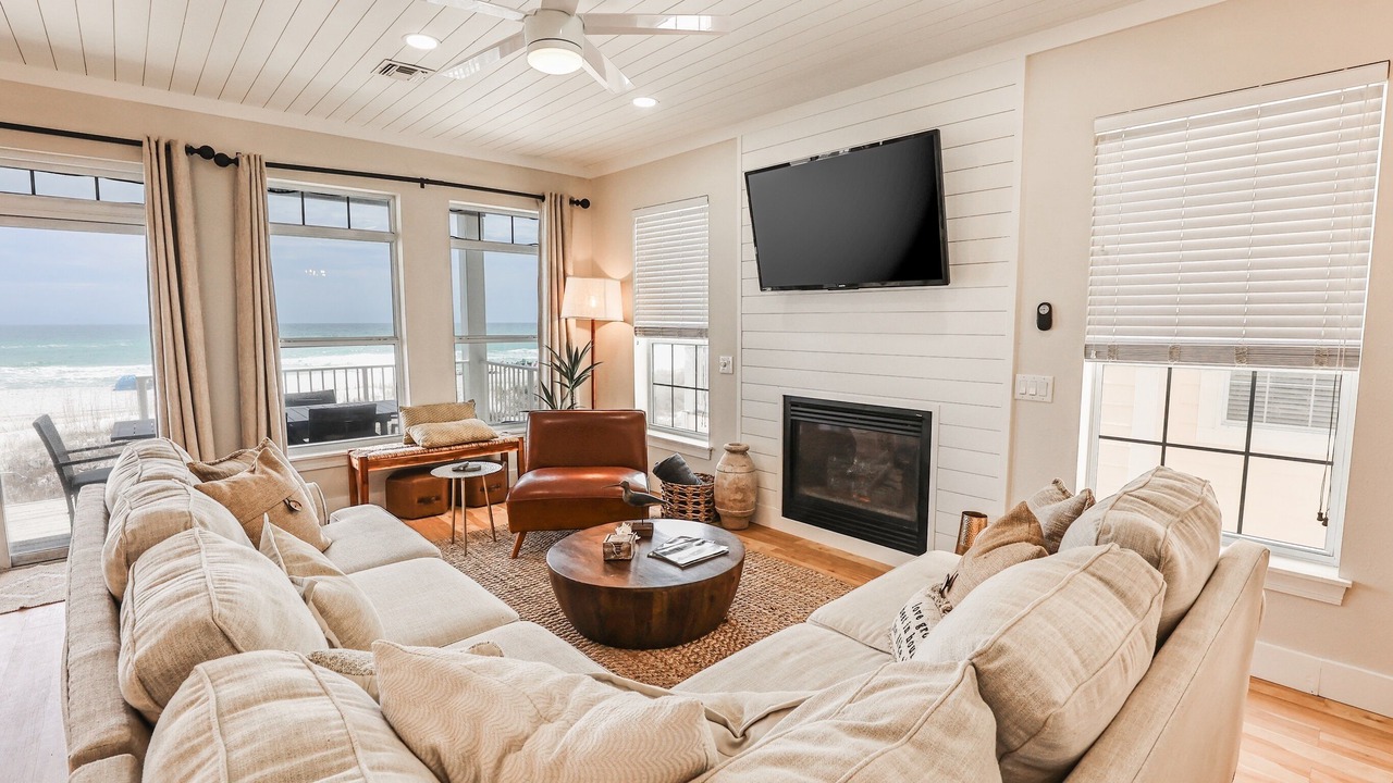 Photo of Livingroom in Laguna Beach Estates