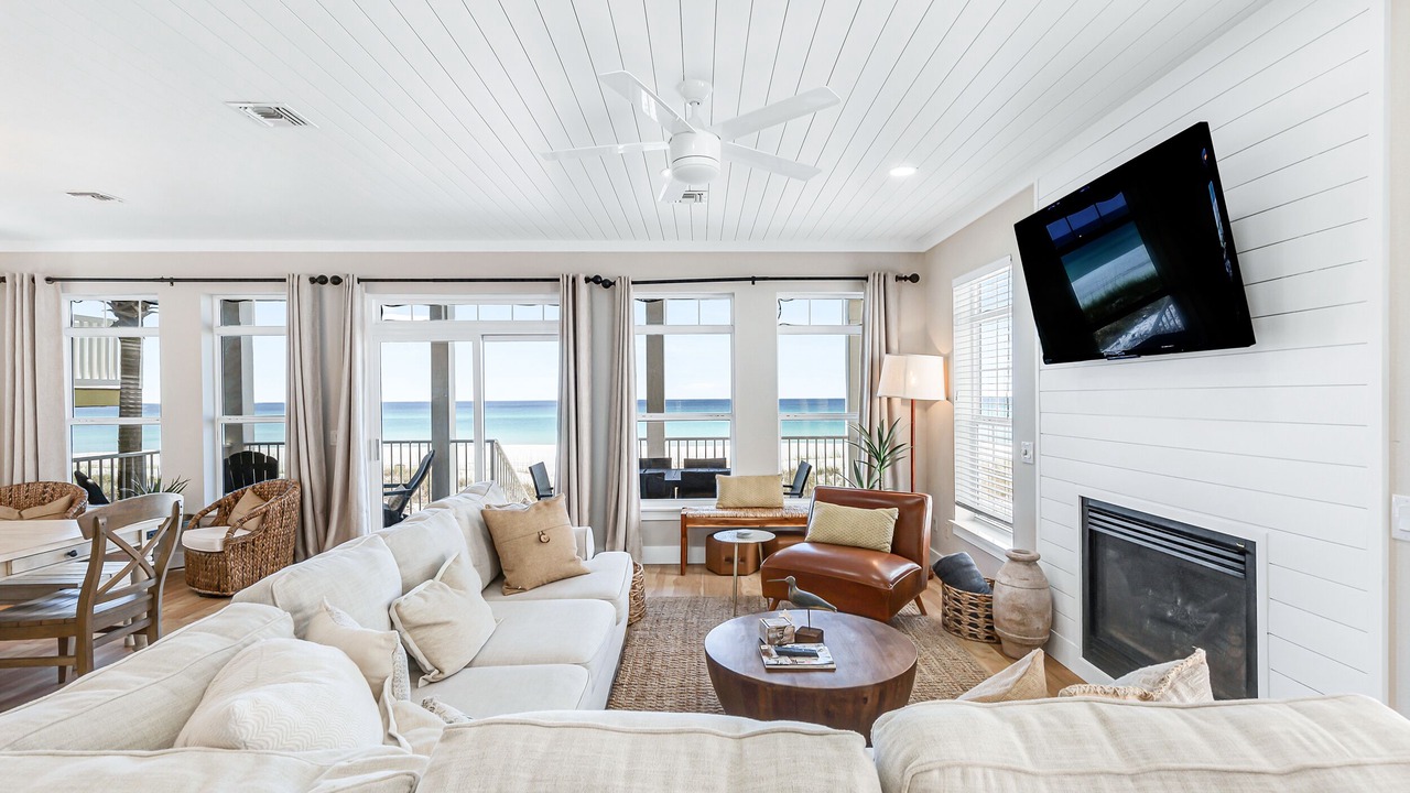 Photo of Livingroom in Laguna Beach Estates